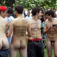 naked men in public