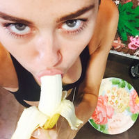 miley cyrus blowjob pictures